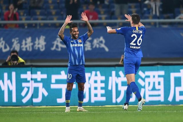 王哲林31+14刘铮16分 上海力克浙江总比分2-2